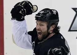 Penguins Cruise Into East Finals