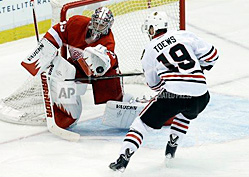 Howard's Shutout Puts 'Hawks on Brink